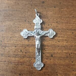 Italy Made Crucifix Pendant Jesus INRI Silver Tone Catholic Vatican Cross Charm